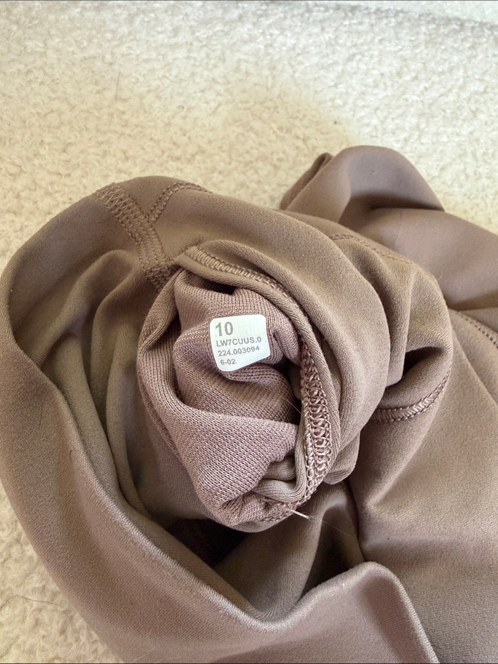 Lululemon Align High Rise Short 2” - Picture 3 of 4